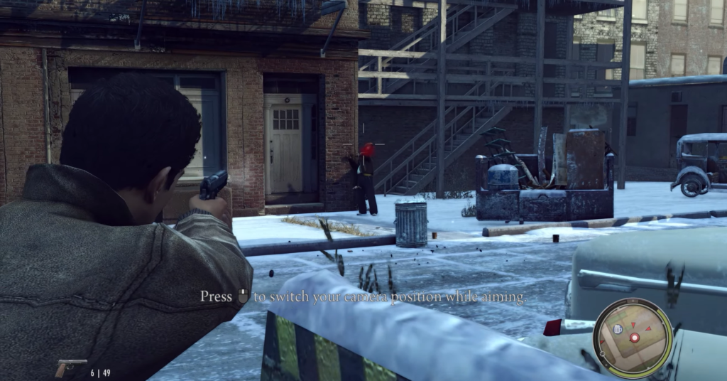 Вито Скалетта из Mafia II целится во дворе зимой