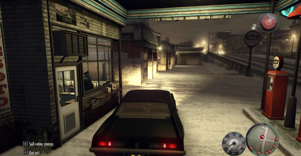 Машина подъезжает к заправке ночью в Mafia II