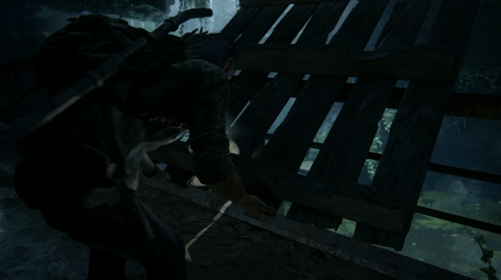 Сэкиро из Sekiro крадётся у деревянной стены в лесу